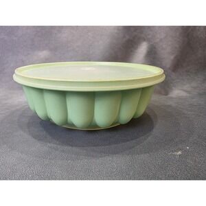 Vintage Tupperware Jel-Ring Jello Mold Mint Green 3 Piece Set 620 621 1202